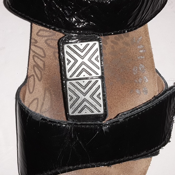 Andrew Weil Orthoheel T-strap Slingback Sandals - EUC - 9 - Picture 11 of 14